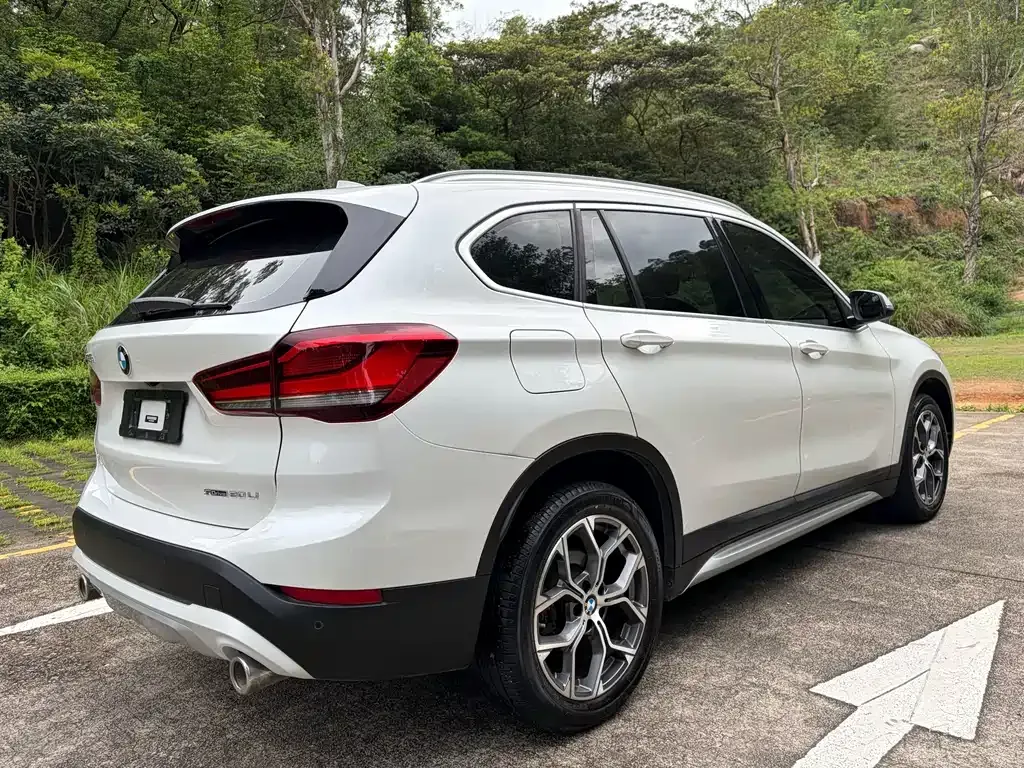 BMW X1 — фото 3