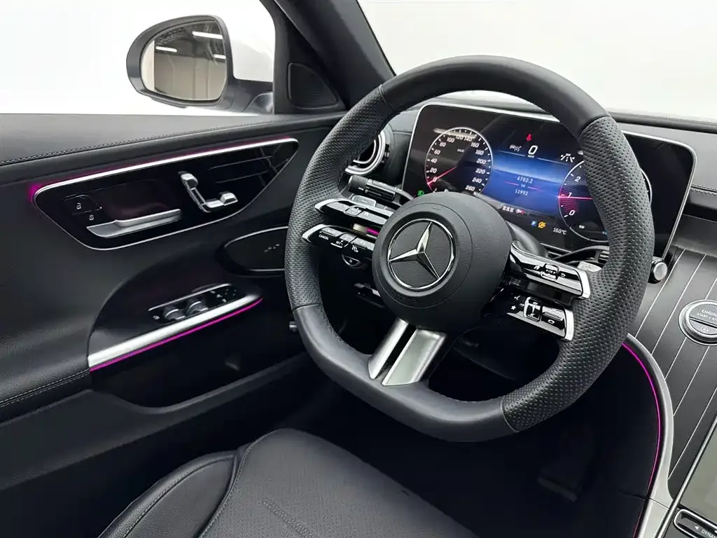 Mercedes-Benz C-Class — фото 9