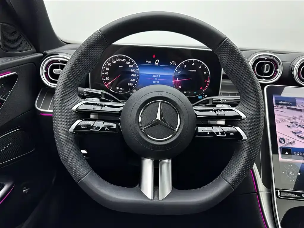 Mercedes-Benz C-Class — фото 10