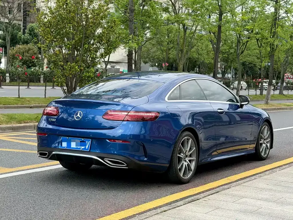Mercedes-Benz E-Class (Import) — фото 9