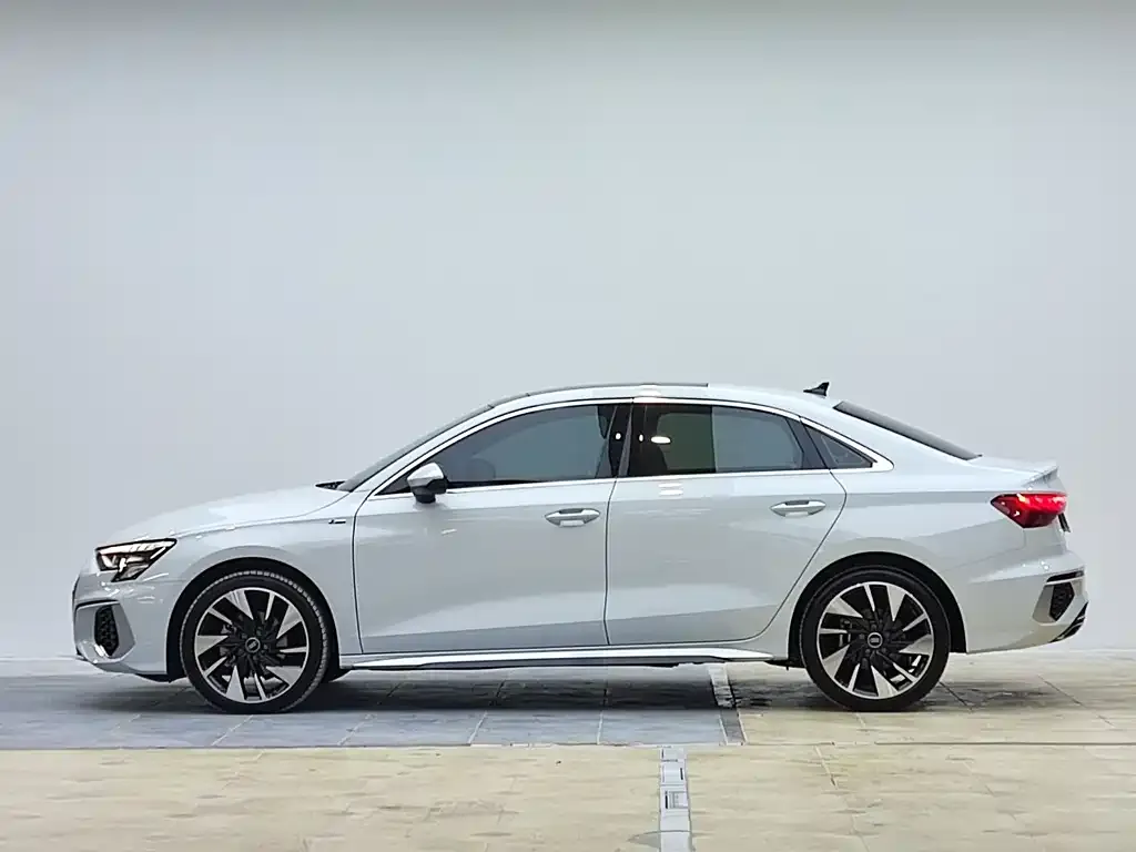Audi A3 — фото 4