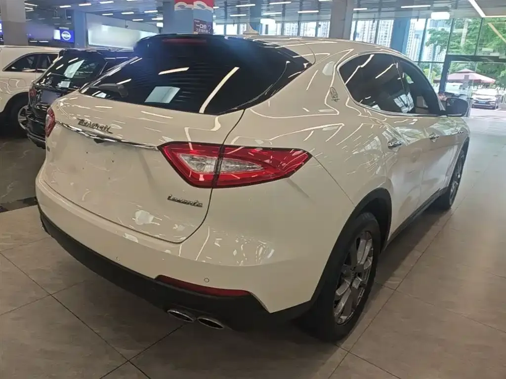 Maserati Levante 2021 из CN, фото 10