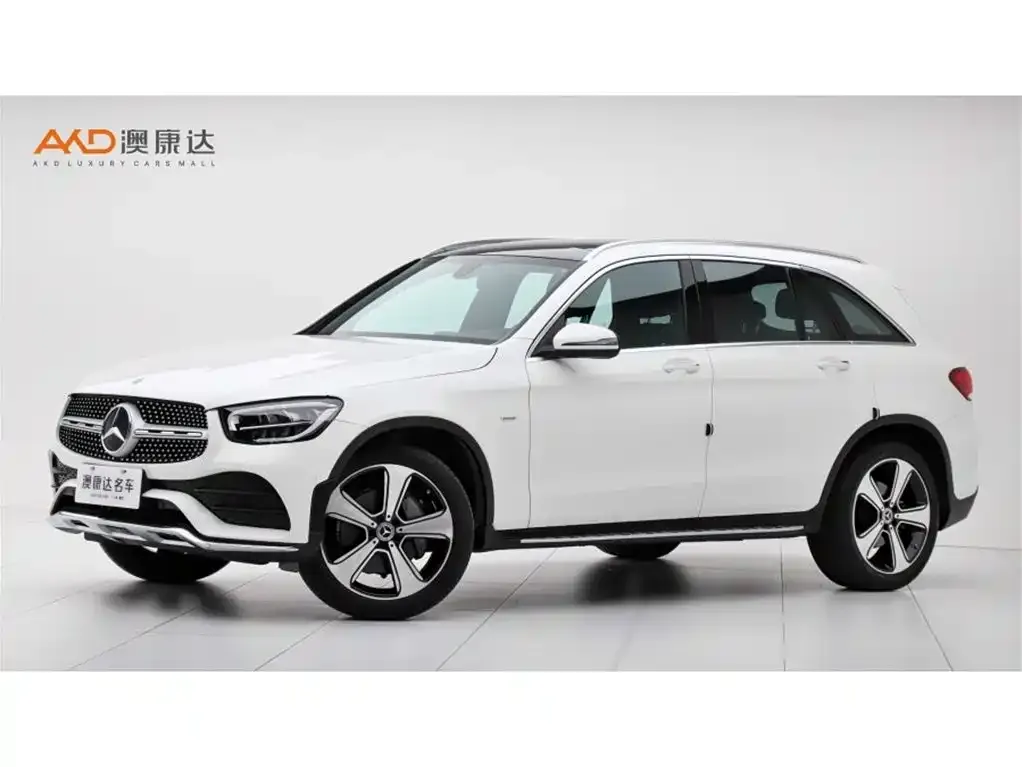 Mercedes-Benz GLC — фото 1