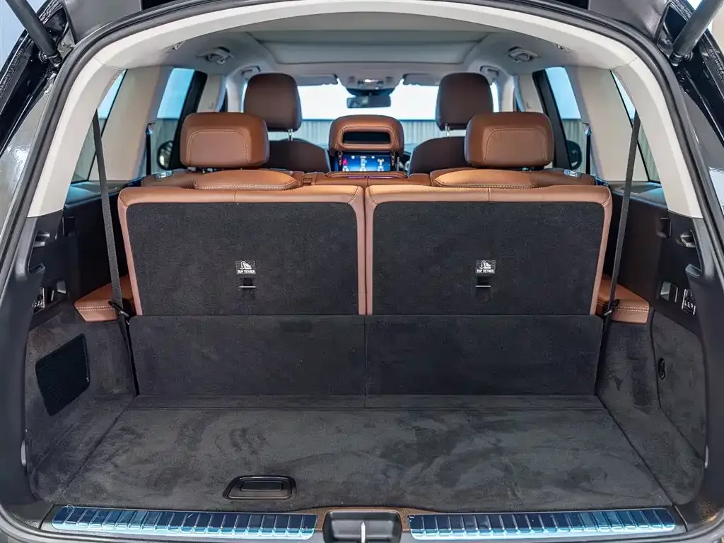 Mercedes-Benz GLS — фото 4