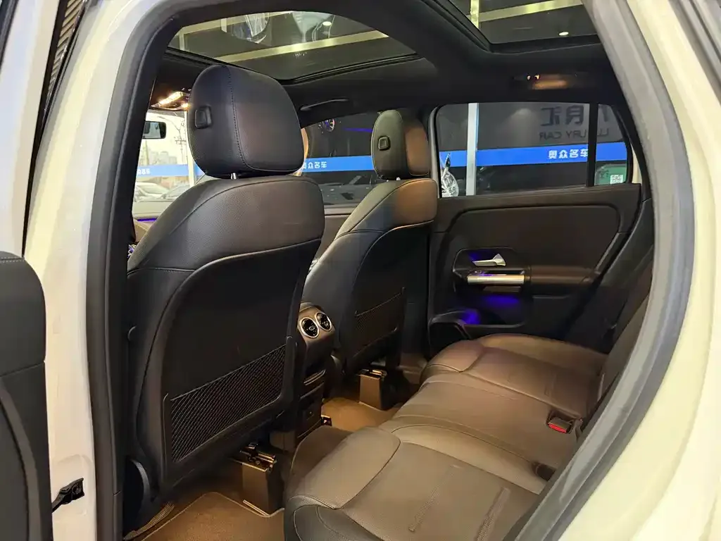 Mercedes-Benz GLA — фото 5