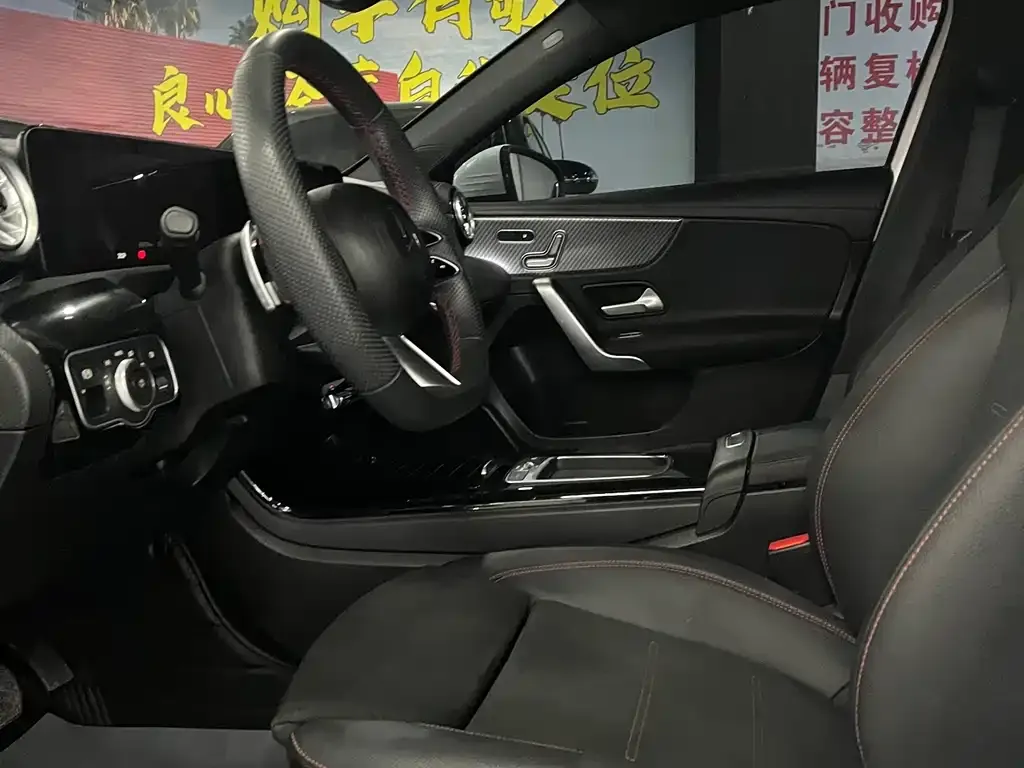 Mercedes-Benz A-Class — фото 9