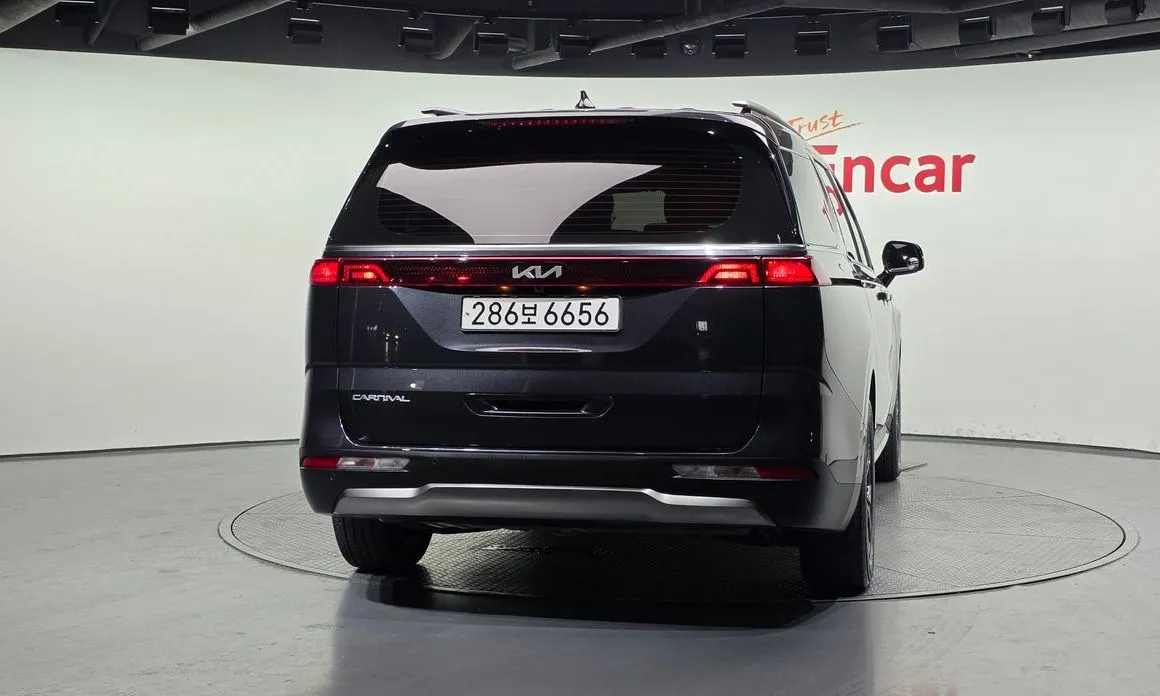 Kia Carnival 2023 из KR, фото 3