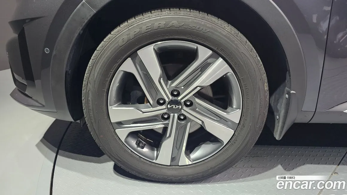Kia Sorento — фото 9
