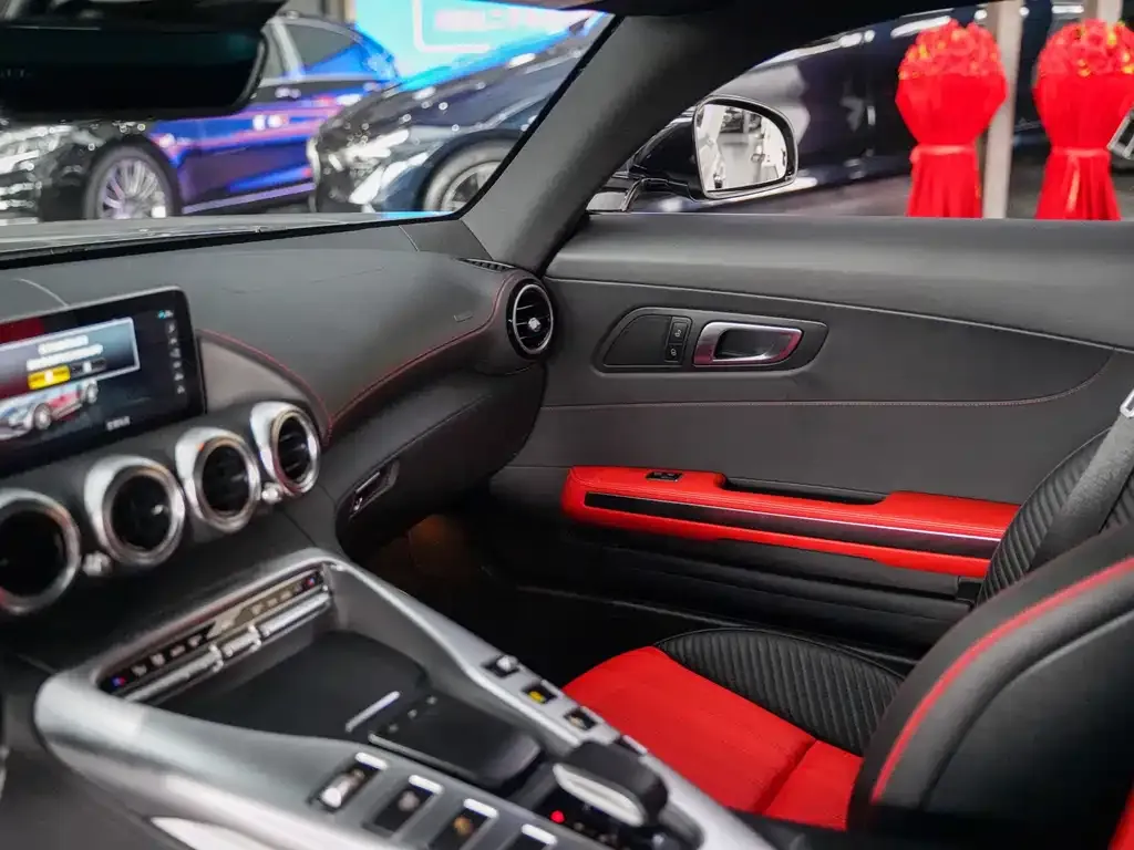 Mercedes-Benz AMG GT — фото 7