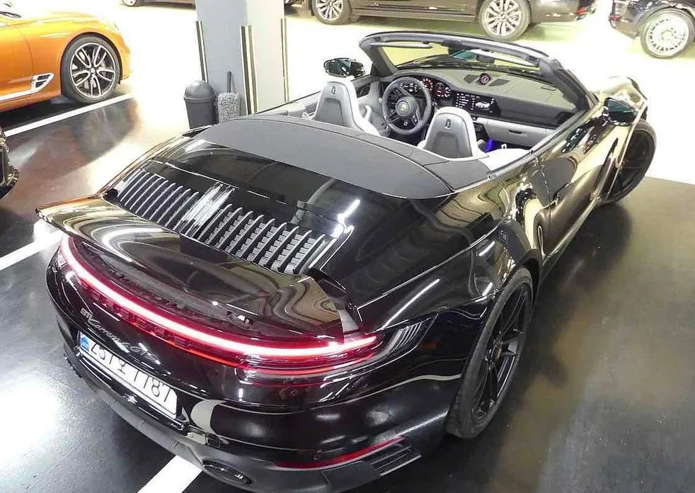 Porsche 911 2023 из KR, фото 7