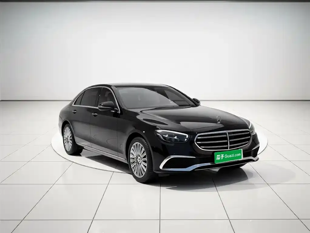 Mercedes-Benz E-Class — фото 6