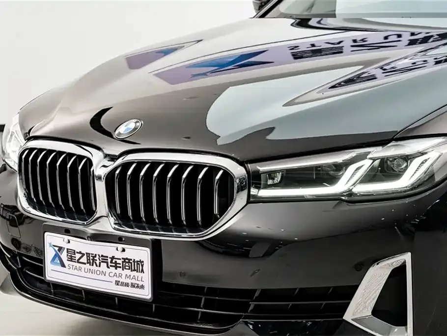 BMW 5 Series — фото 9