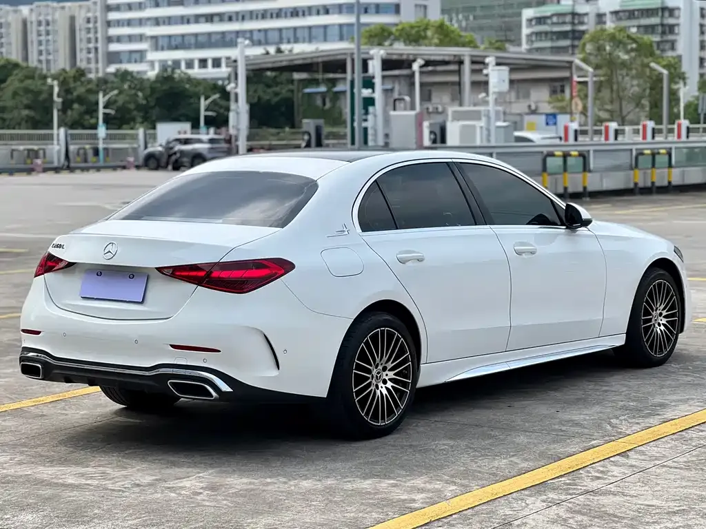 Mercedes-Benz C-Class — фото 10
