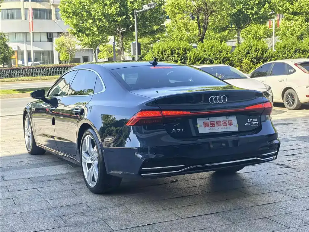 Audi A7L — фото 4