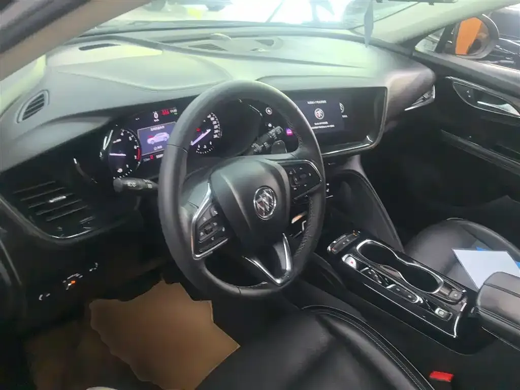 Buick Envision Plus — фото 2