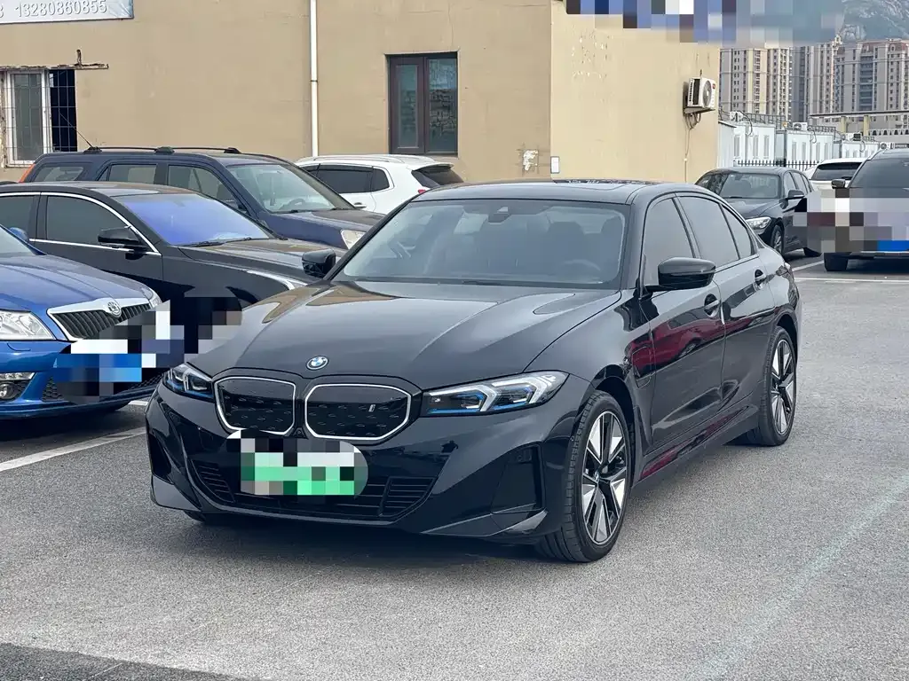 BMW i3 — фото 1