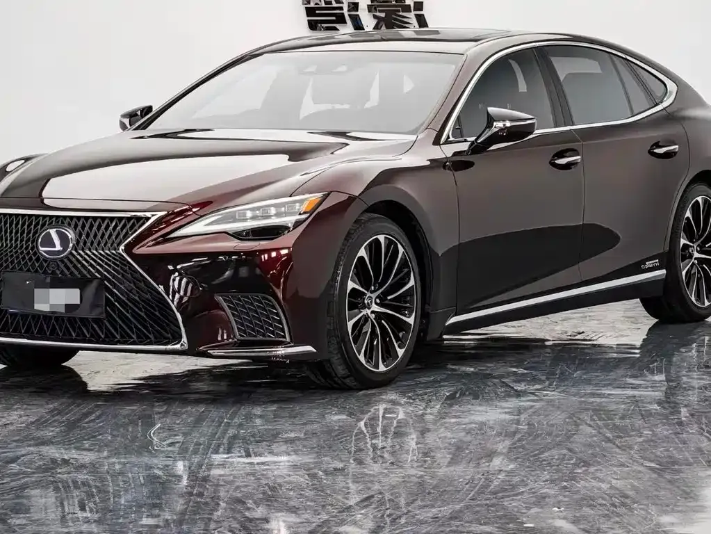 Lexus LS — фото 1