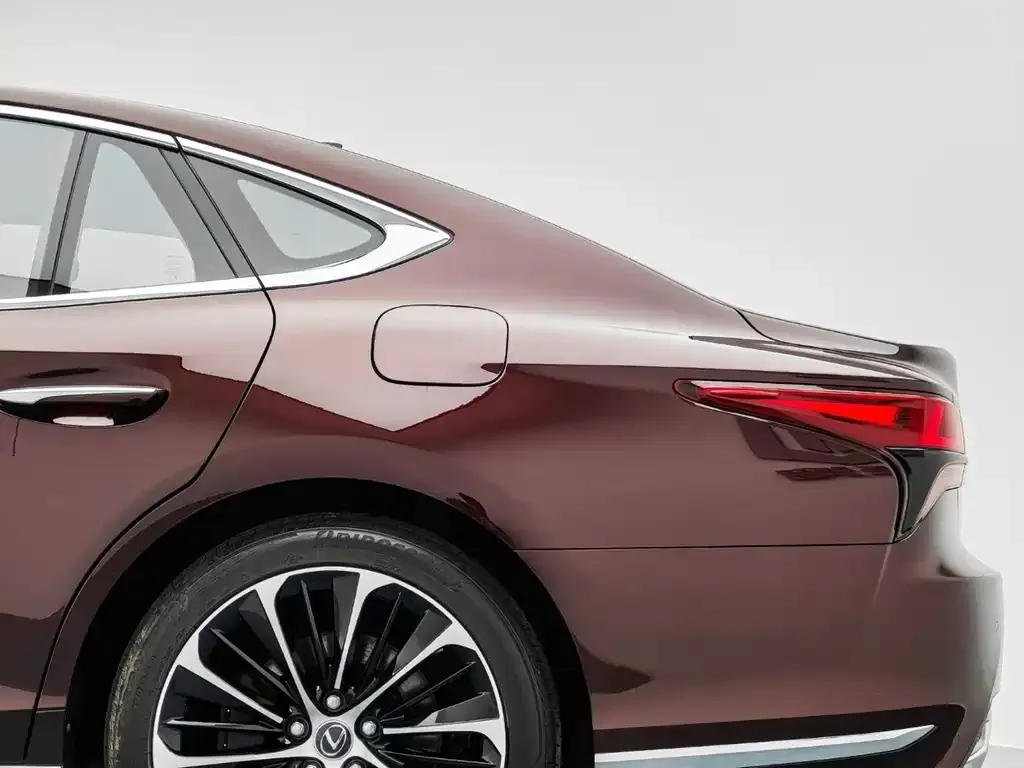 Lexus LS — фото 2