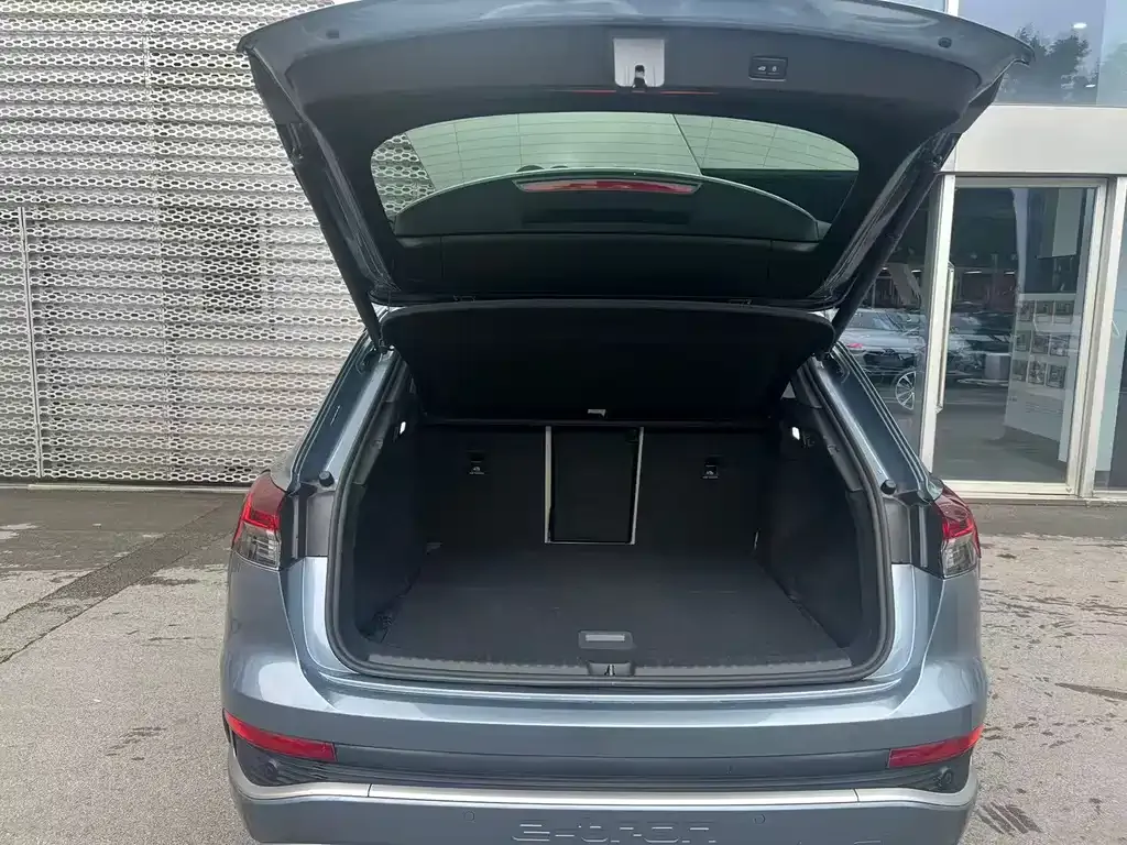 Audi Q4 e-tron 2023 из CN, фото 4