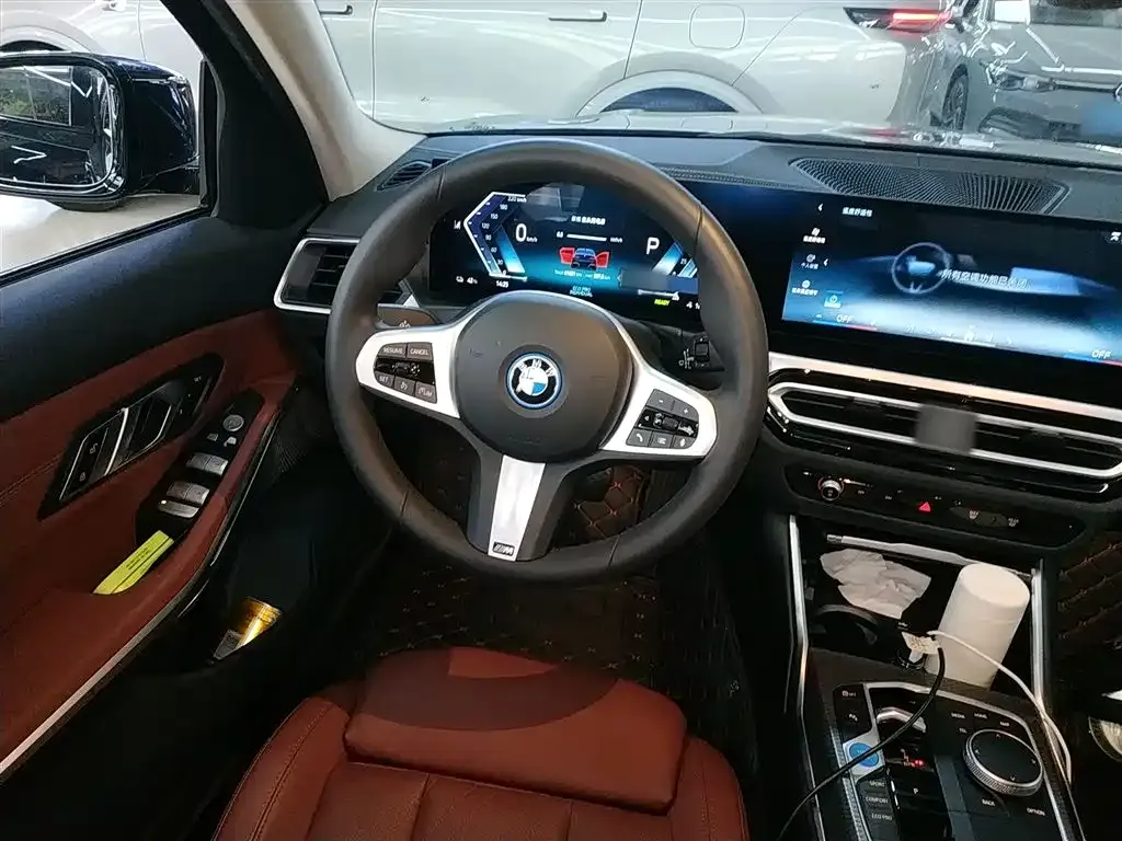 BMW i3 — фото 8