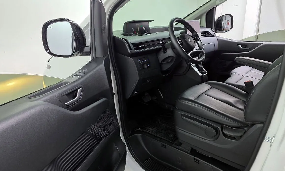Hyundai Staria 2024 из KR, фото 3