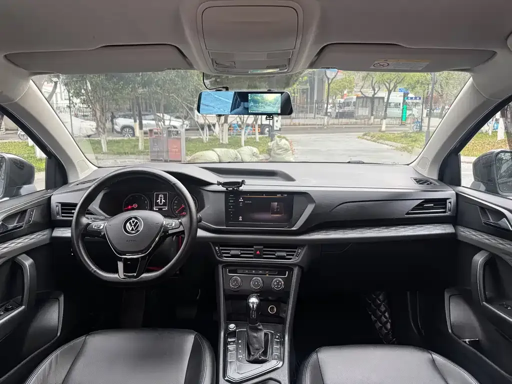 Volkswagen Tharu 2022 из CN, фото 4