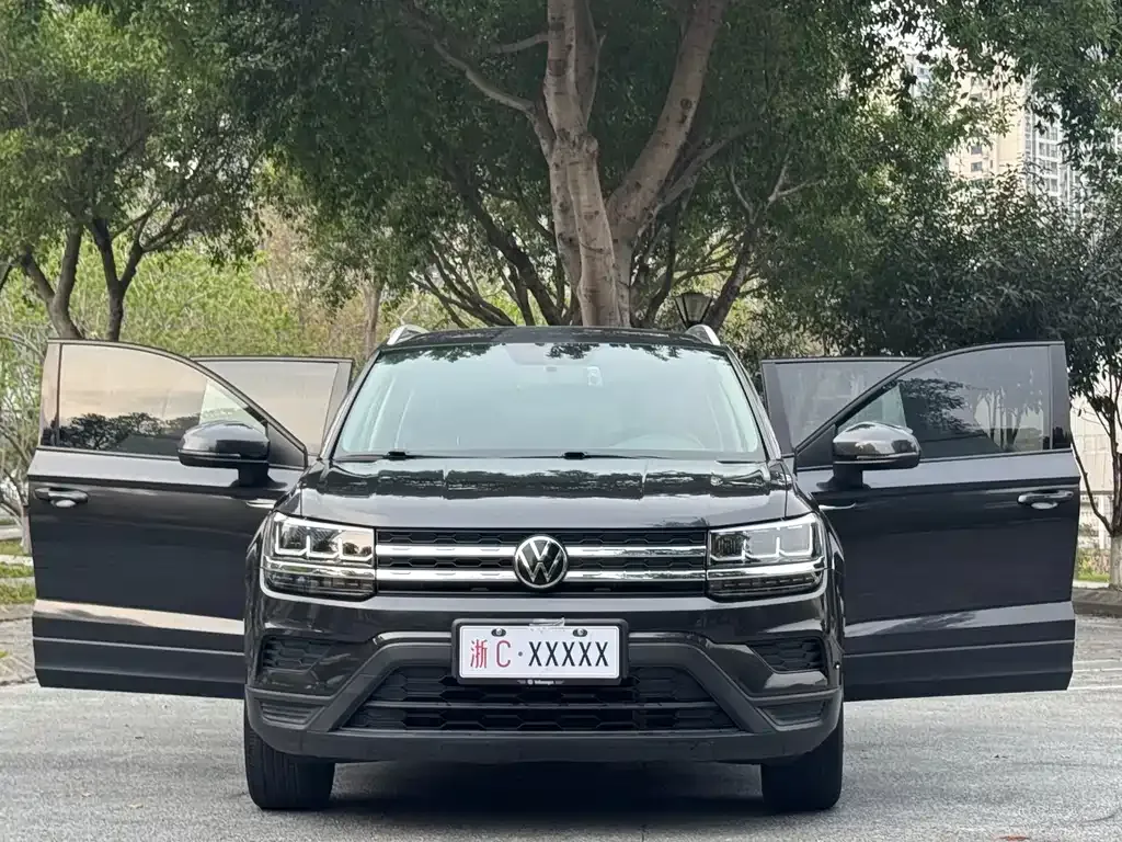 Volkswagen Tharu 2022 из CN, фото 2