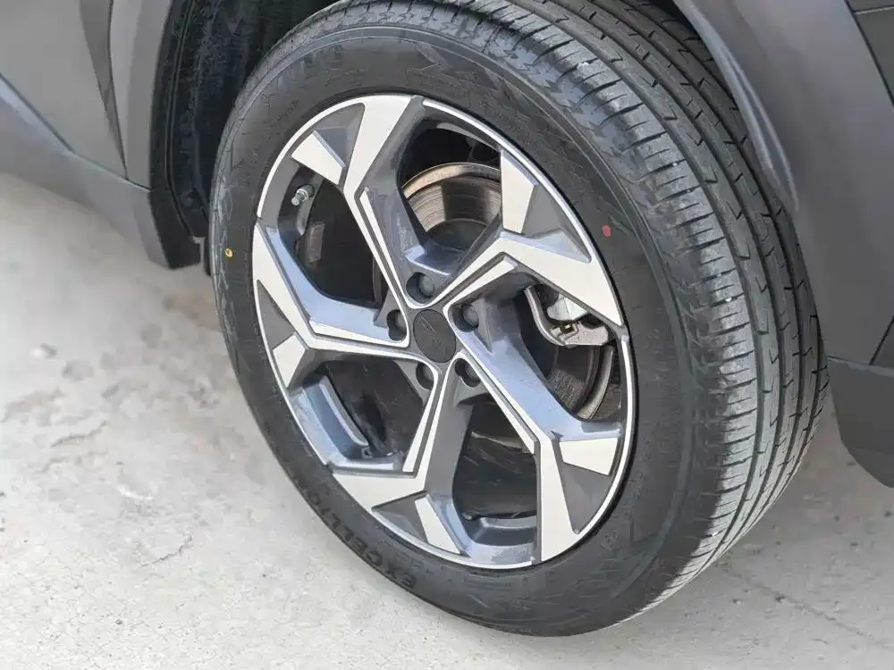 Geely Boyue L 2025 из CN, фото 4