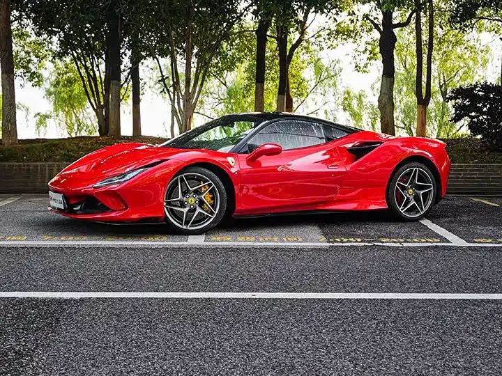 Ferrari F8 — фото 1