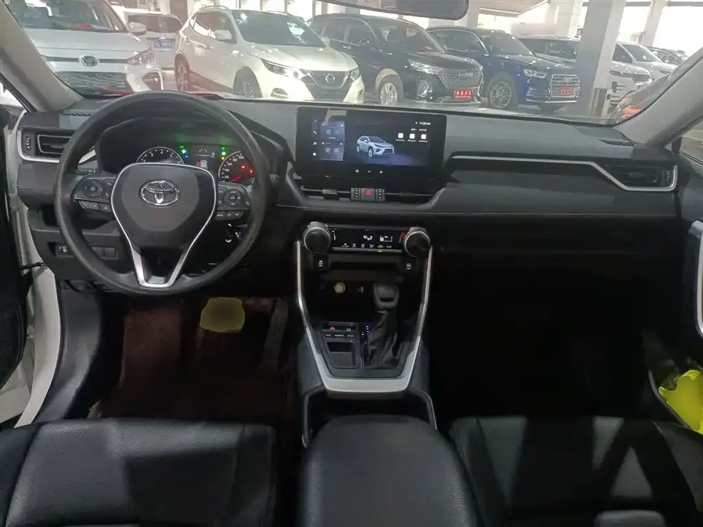 Toyota Wildlander — фото 10