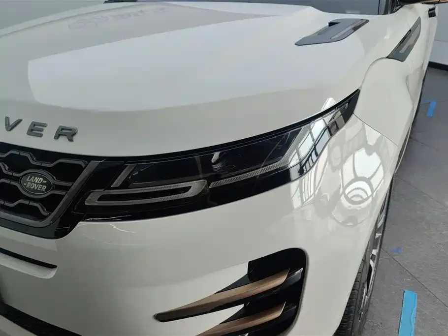 Land Rover Evoque — фото 10
