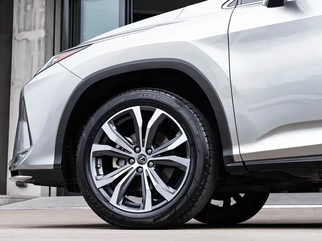 Lexus RX — фото 8