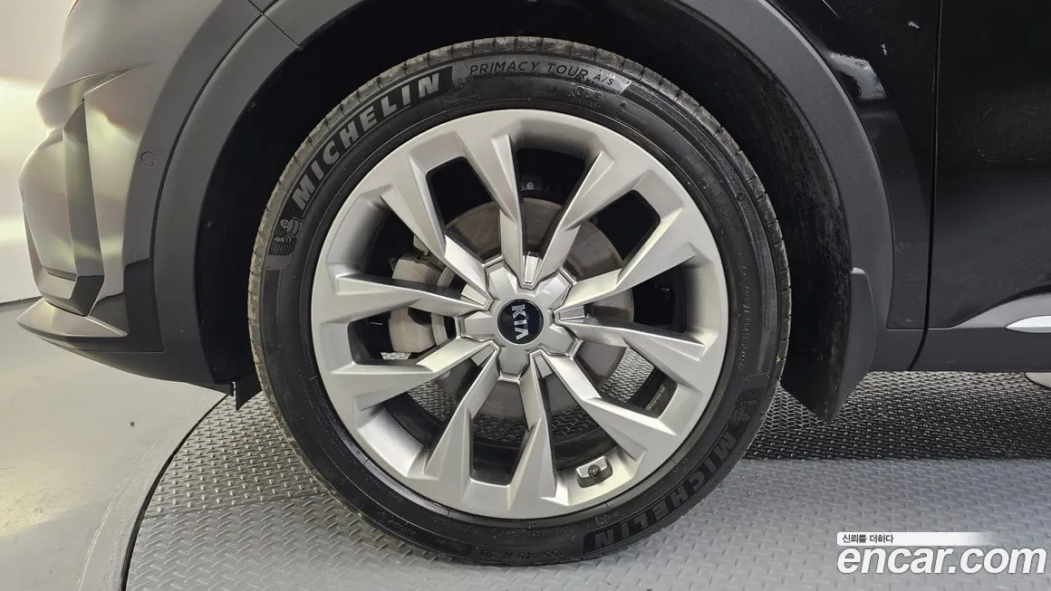 Kia Sorento — фото 3