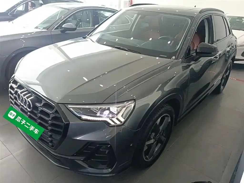 Audi Q3 — фото 10