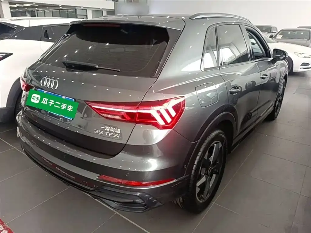 Audi Q3 — фото 9