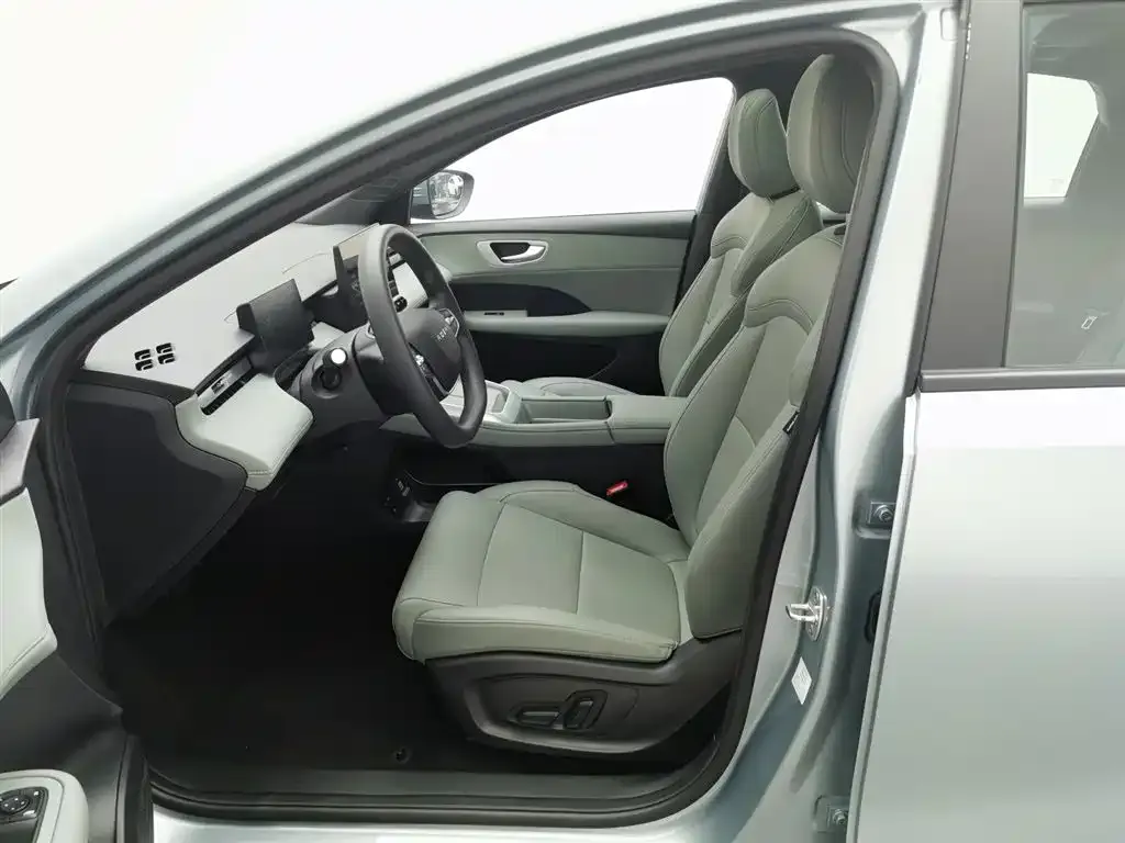 Roewe D6 2025 из CN, фото 6