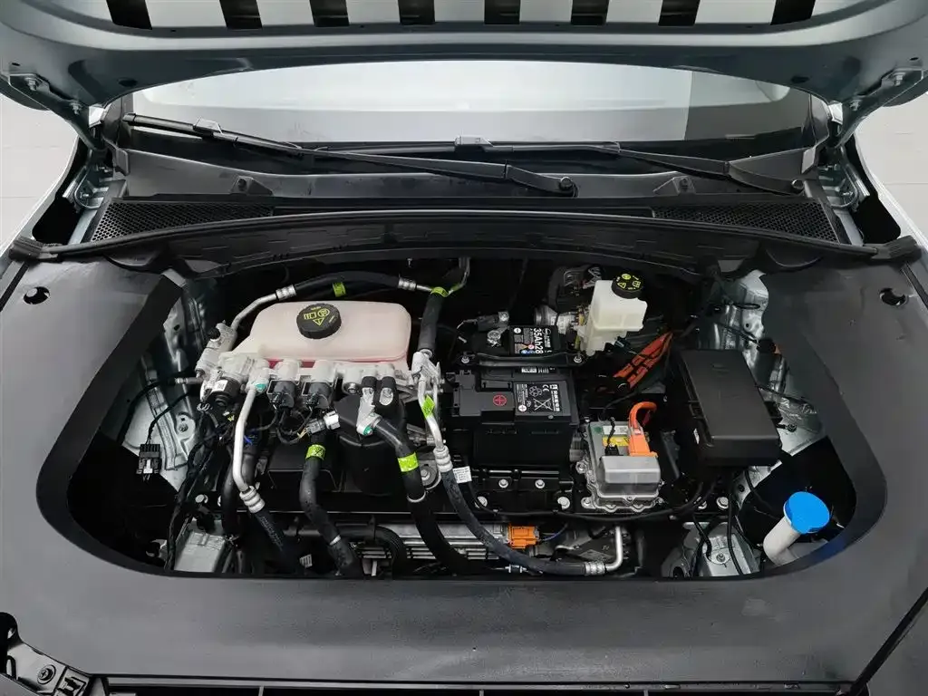 Roewe D6 2025 из CN, фото 10