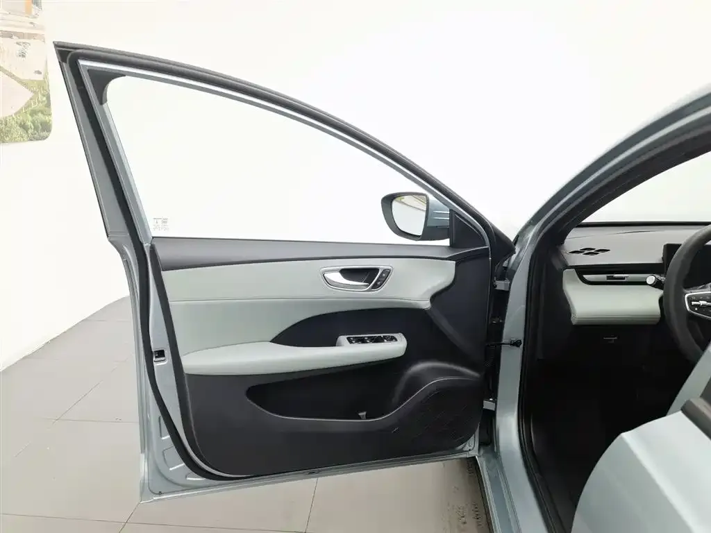 Roewe D6 2025 из CN, фото 9