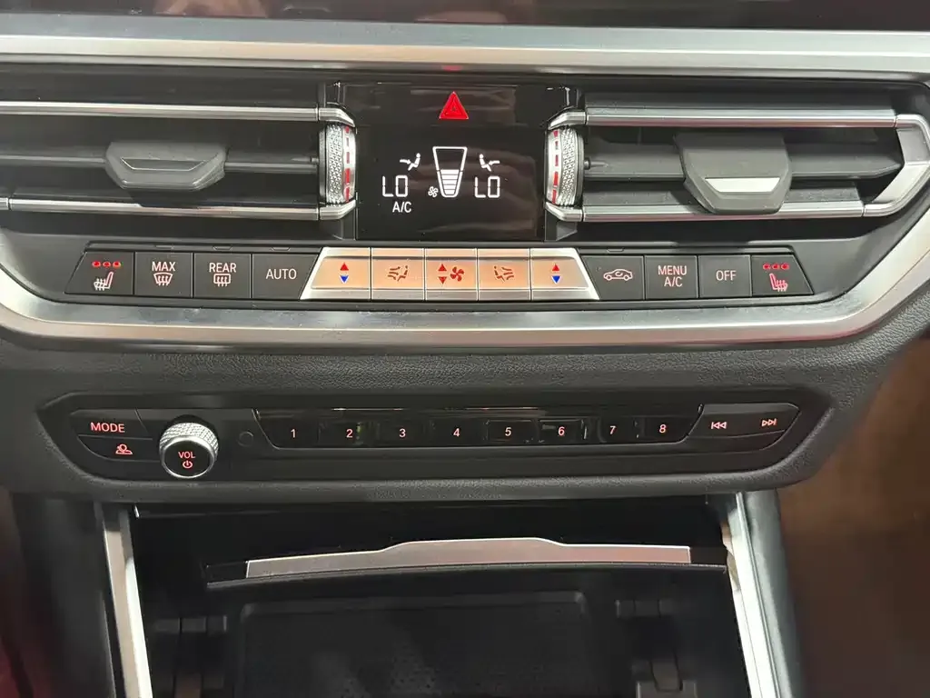 BMW 3 Series 2022 из CN, фото 8
