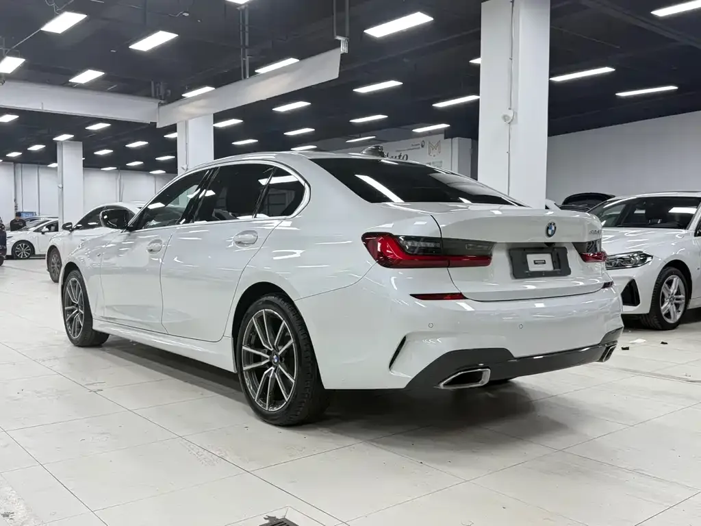 BMW 3 Series 2022 из CN, фото 5