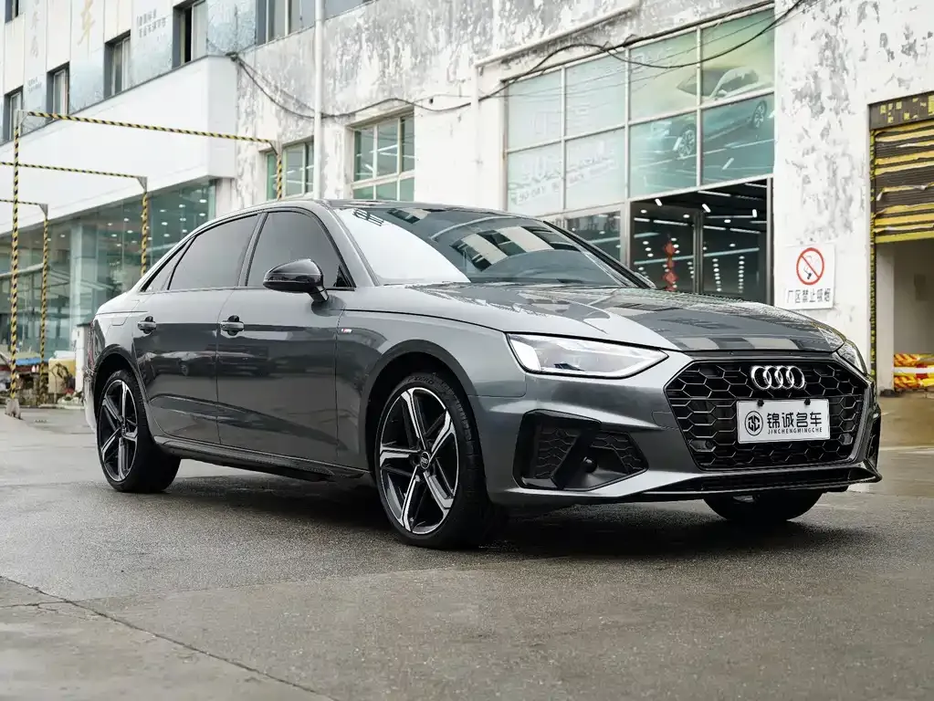 Audi A4L — фото 9