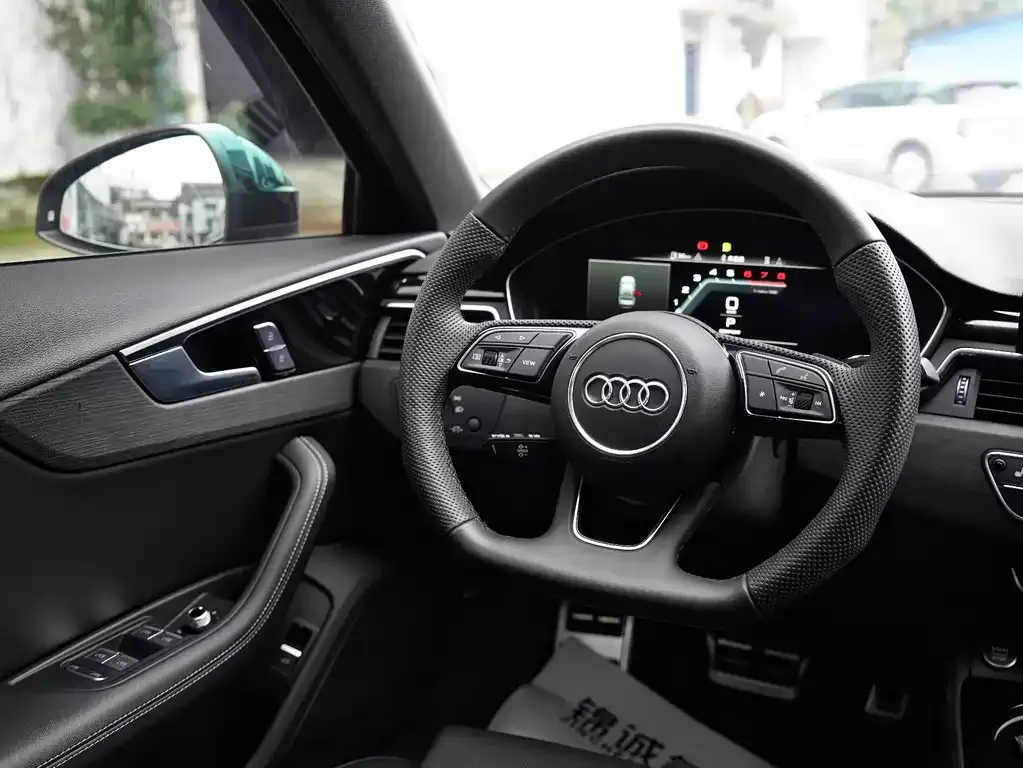 Audi A4L — фото 4