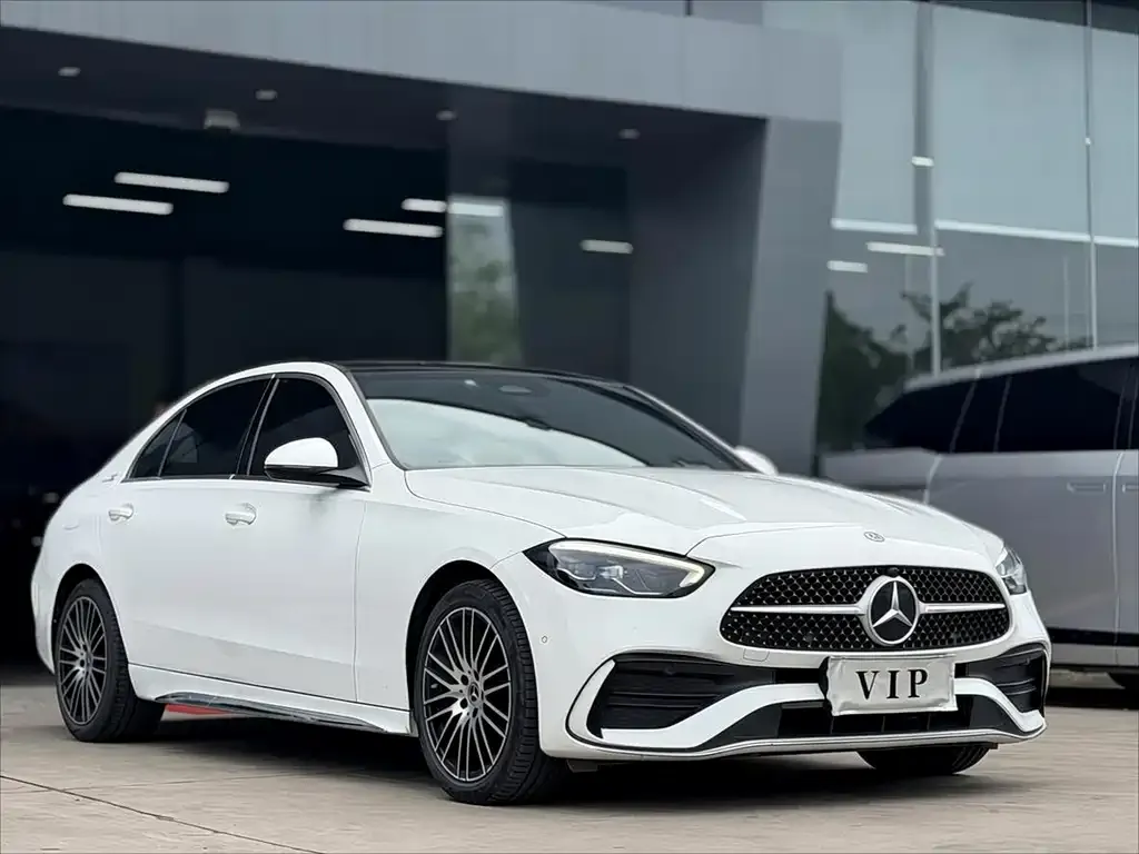 Mercedes-Benz C-Class — фото 7