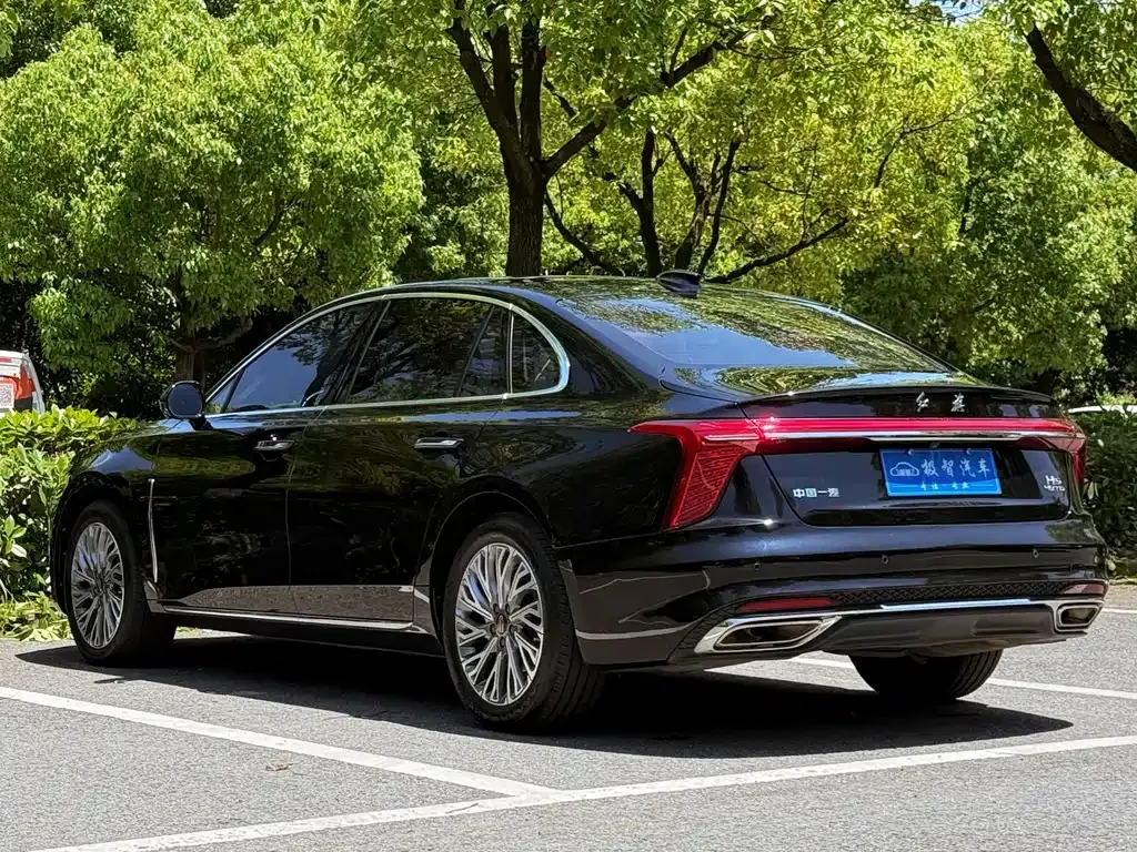 Hongqi H5 — фото 3