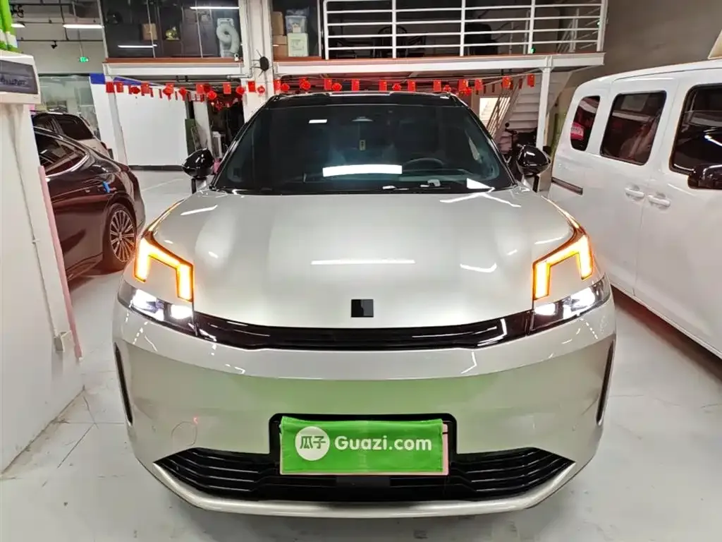 Lynk & Co 08 EM-P 2024 из CN, фото 2