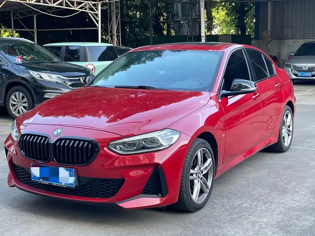 BMW 1 Series — фото 1