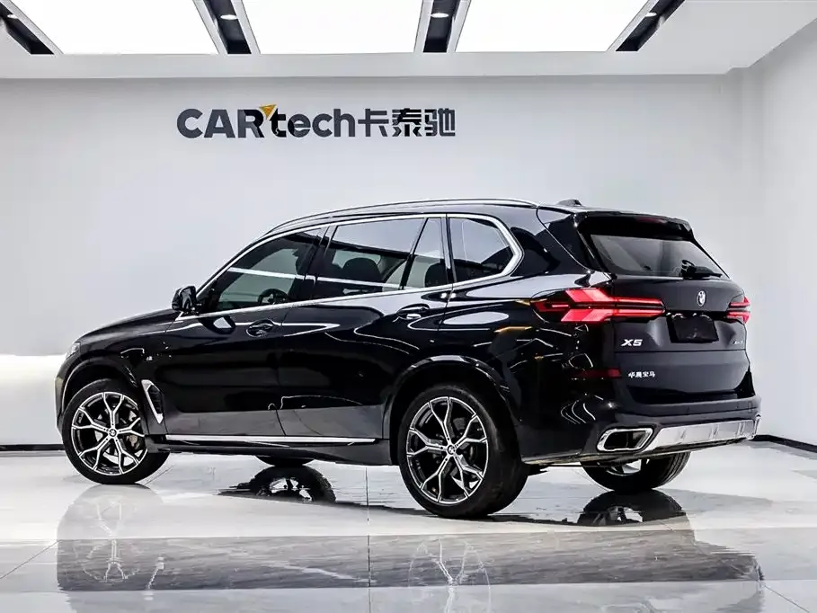 BMW X5 — фото 8