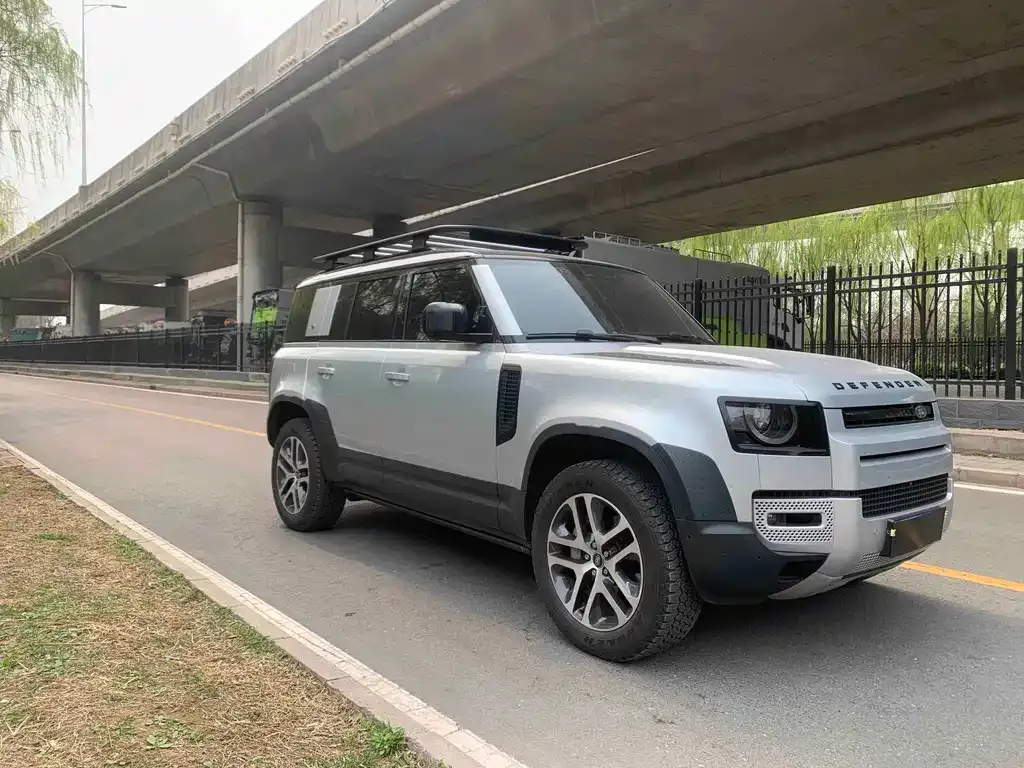 Land Rover Defender — фото 8