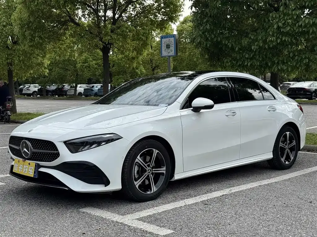 Mercedes-Benz A-Class — фото 1