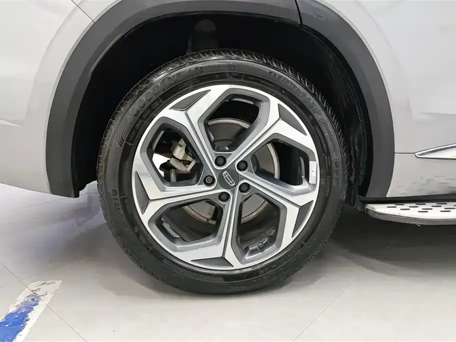 Geely Xingyue L — фото 3